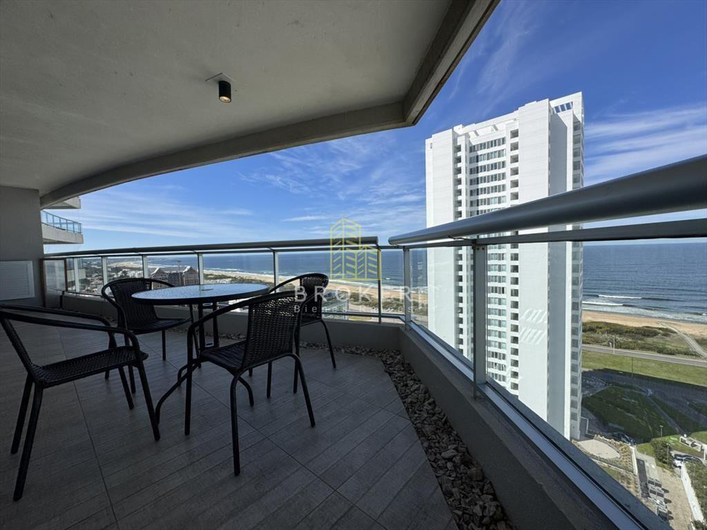 VENTA de APARTAMENTO EN LOOK BRAVA 3 DORMITORIOS