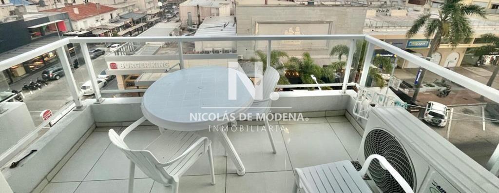 En venta apartamento monoambiente en Península,