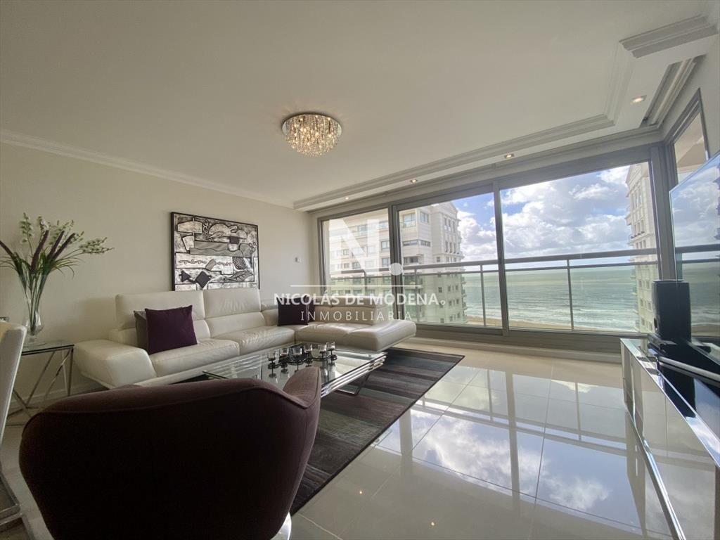 Vende apartamento ideal en Brava con vista al mar