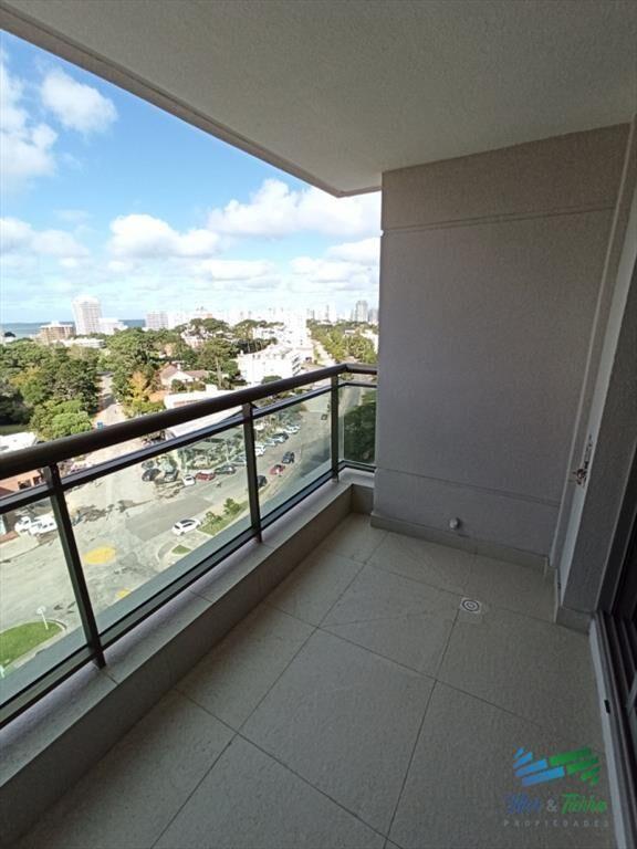 En venta apartamento de dos dormitorios a en del