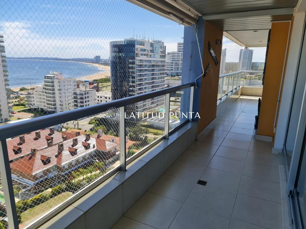 Apartamento en Mansa, 3 dormitorios