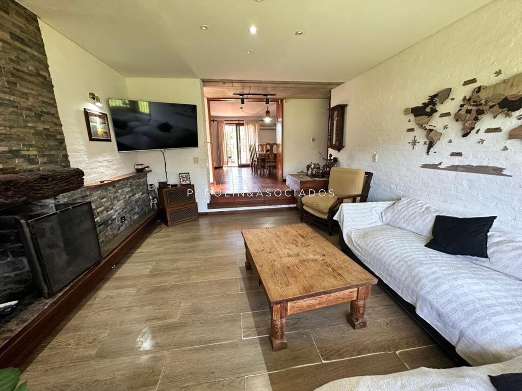 Venta de casa en Altos del Pinar, Punta del Este