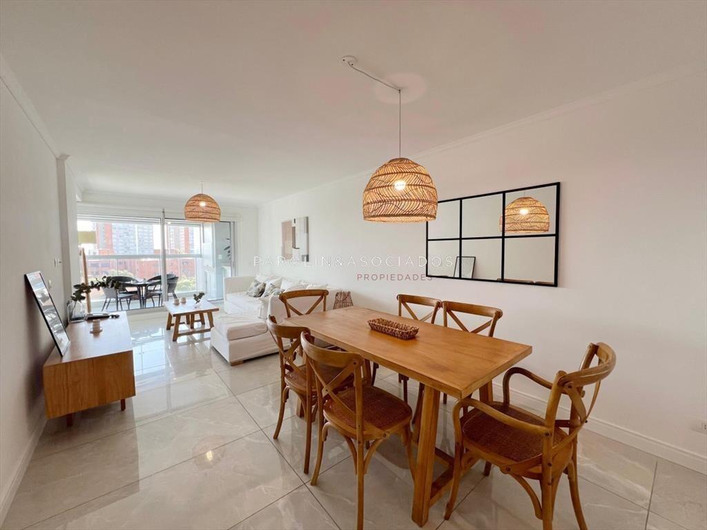 Apartamento en venta de 2 dormitorios en Miami