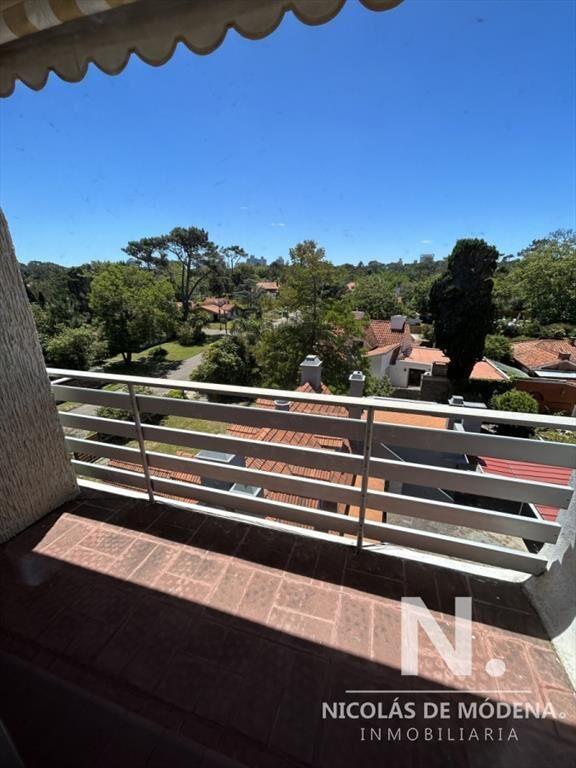 Apartamento en venta de dos dormitorios primera linea de pl
