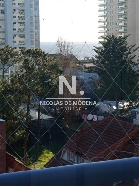 Vende apartamento en de 3 dormitorios Punta del a