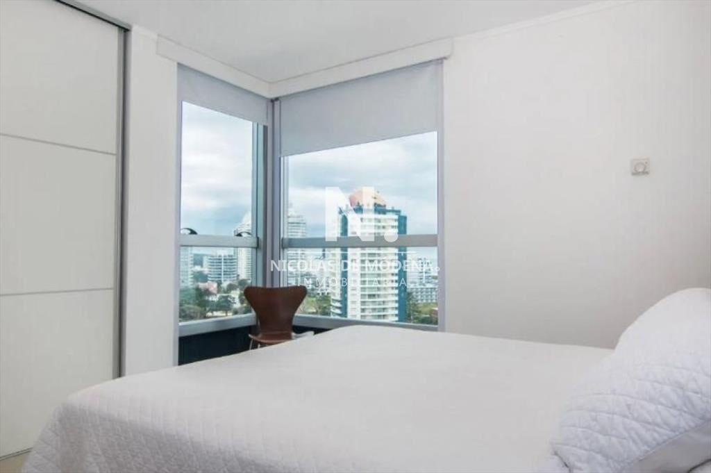 DEPARTAMENTO EN PISO ALTO EN FOREST TOWER II