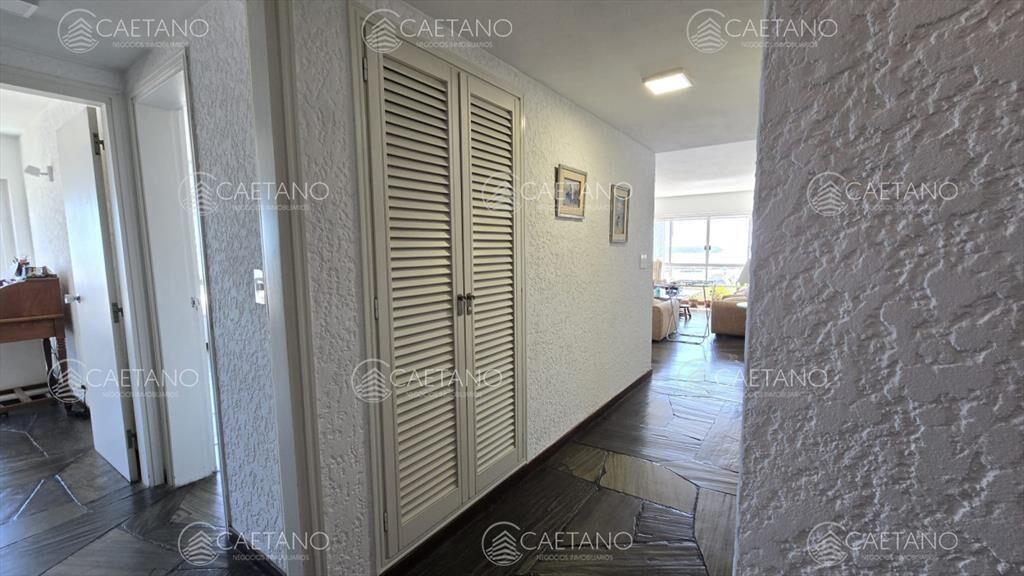 Apartamento en venta de 3 dormitorios en Punta del Este