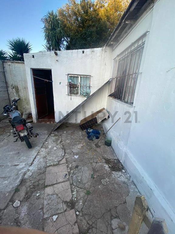 Venta/Cerro/ PH-2 dormitorios/AP.BANCO/APasos Parada Bus/...