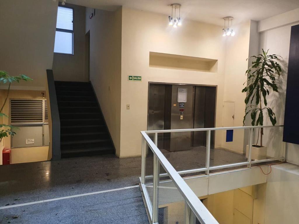Sarandi y Bartolome Mitre, edificio entero, 2023 m2, 6 piso