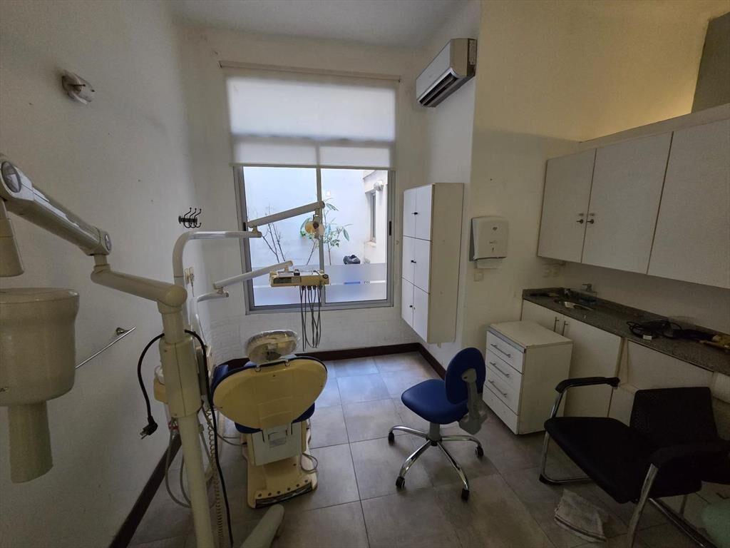 Av Brasil y Simón Bolivar, 100 m2 , 7 mts de frente, excele
