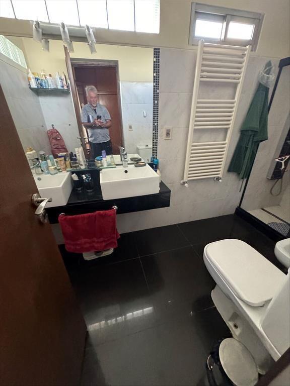 VENTA DE CASA 3 DORMITORIOS EN MALVIN SUR CON GRAN TERRENO