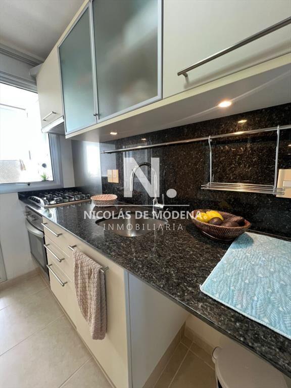 Departamento de 2 dormitorios en venta en torre