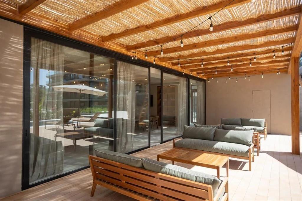 Apartamento De 2 Dormitorios En Alquiler - Costanera Villag