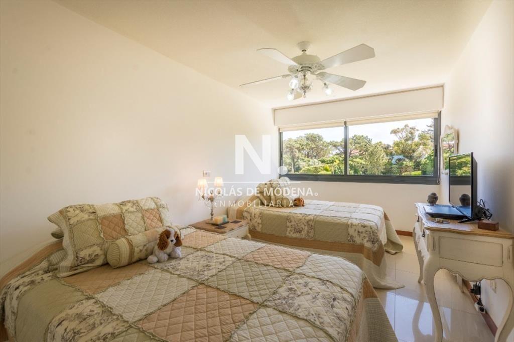 Hermoso Departamento en Playa Brava.