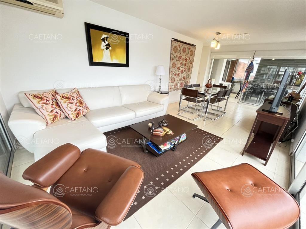 Venta apartamento 3 dormitorios. Playa mansa, del