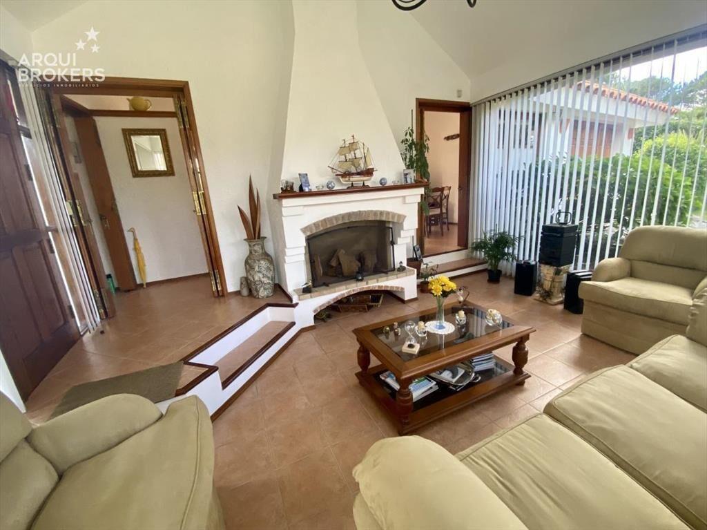 Casa de tres dormitorios en venta en Rincón del Indio