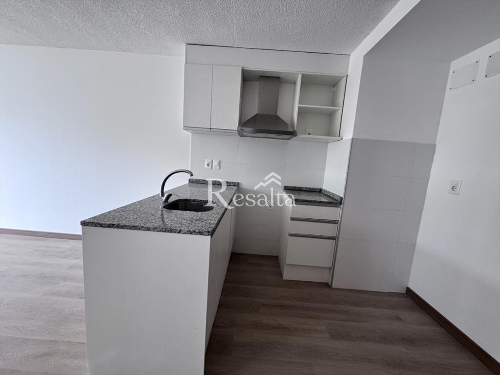 ALQUILER UN DORMITORIO EN TRES CRUCES