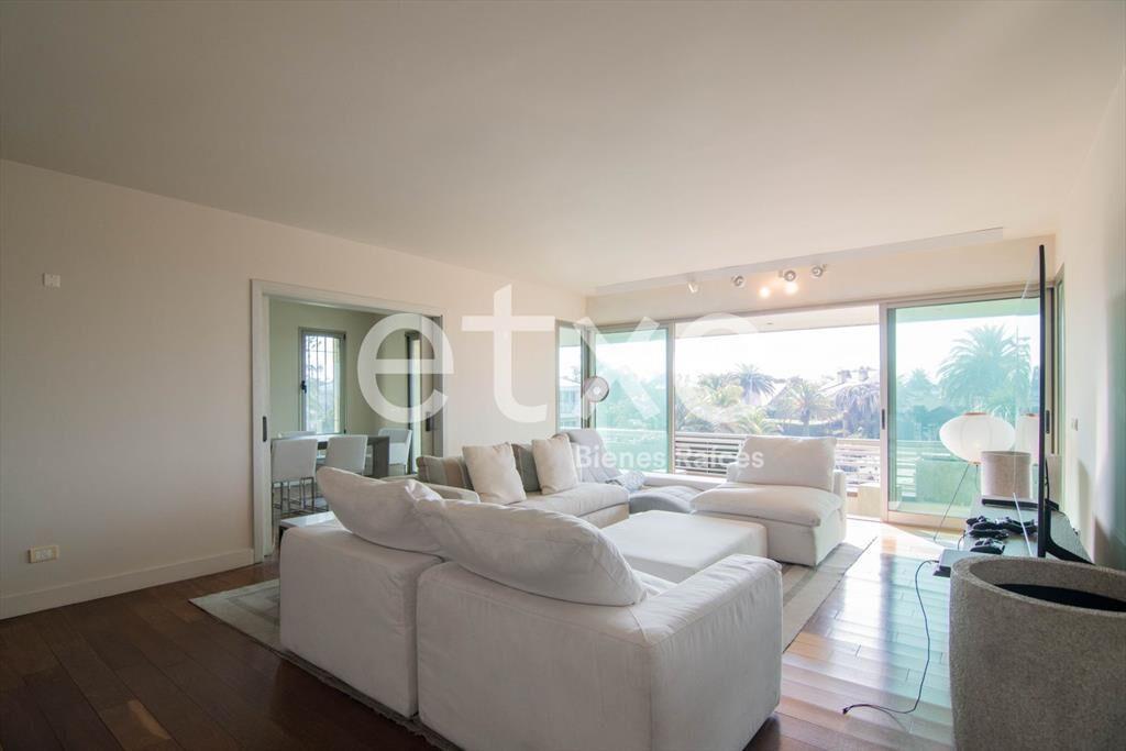 Espectacular Apartamento en Venta Rambla Carrasco...