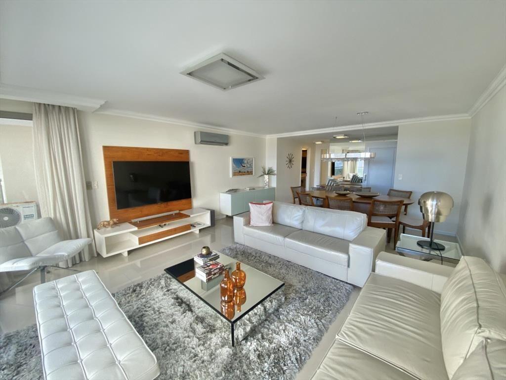VENTA APARTAMENTO 3 DORMITORIOS - TORRE IMPERIALE