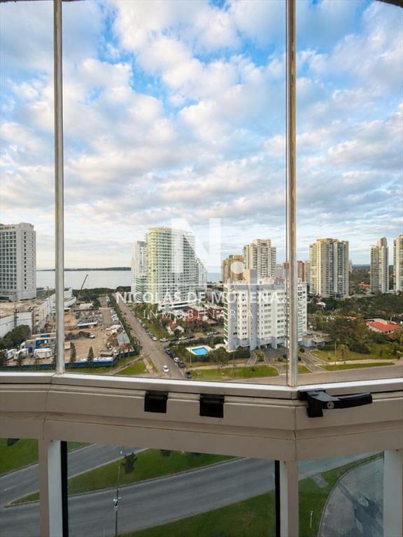 Apartamento de 2 dormitorios en suite en venta en Casino To