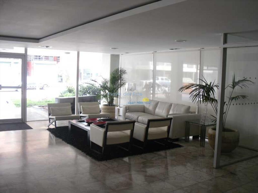 Apartamento en Peninsula, 3 dormitorios *