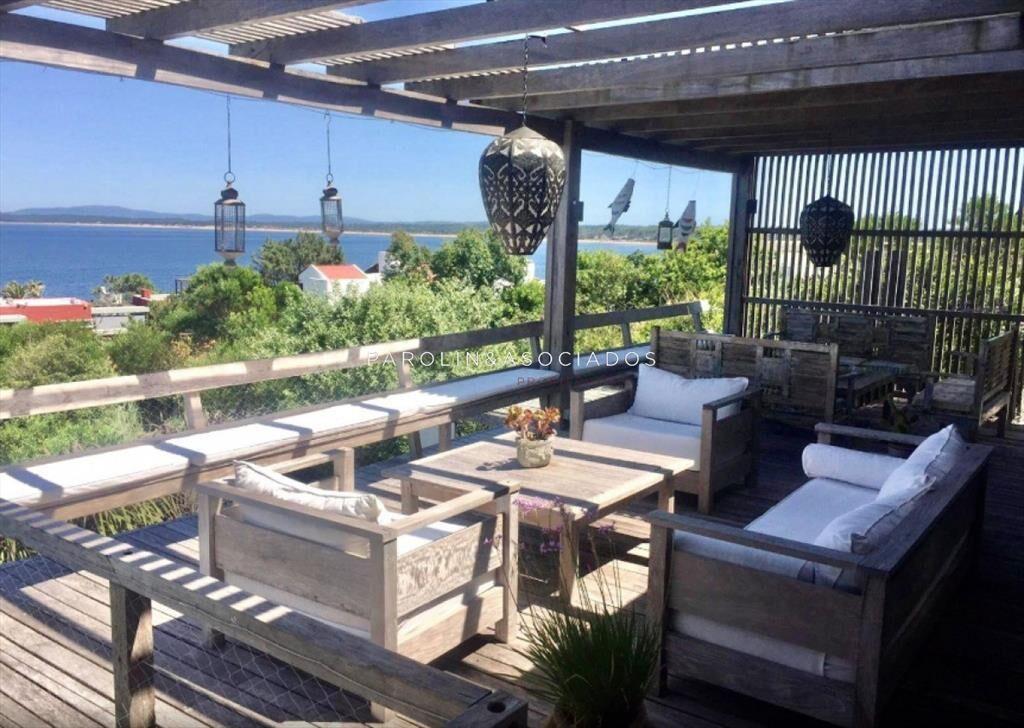 Casa en venta con vista al mar Punta Ballena, del