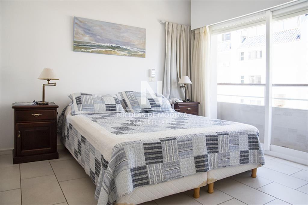 Hermoso departamento en venta, Península.
