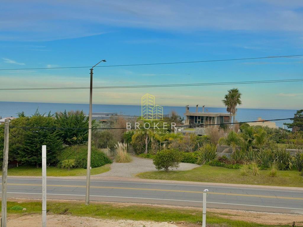 Venta terreno La Barra Punta Piedras vista al mar
