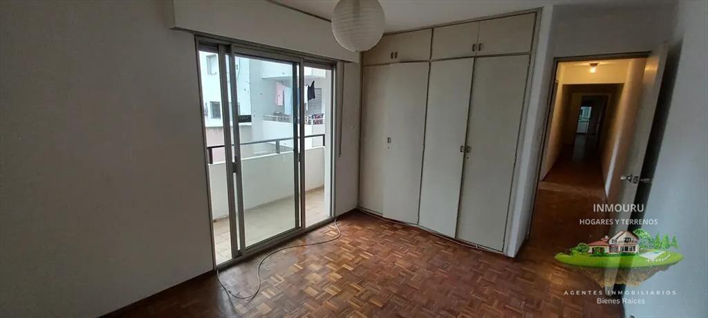 Alquiler de Hermoso Apto de 3 Dormitorios en Centro