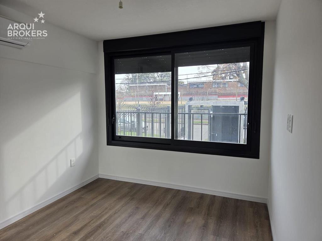 Apartamento de dos dormitorios en venta en Malvín - 101