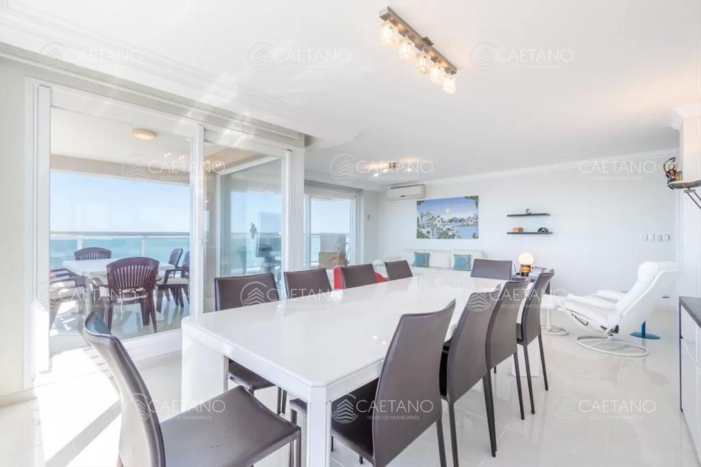 Alquiler de temporada apartamento 3 dormitorios más servic