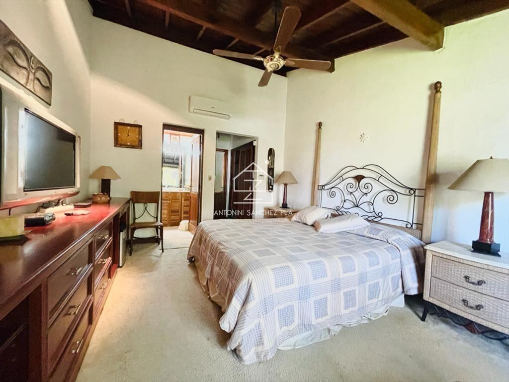 Excelente Casa de 4 Dormitorios en Playa Mansa -