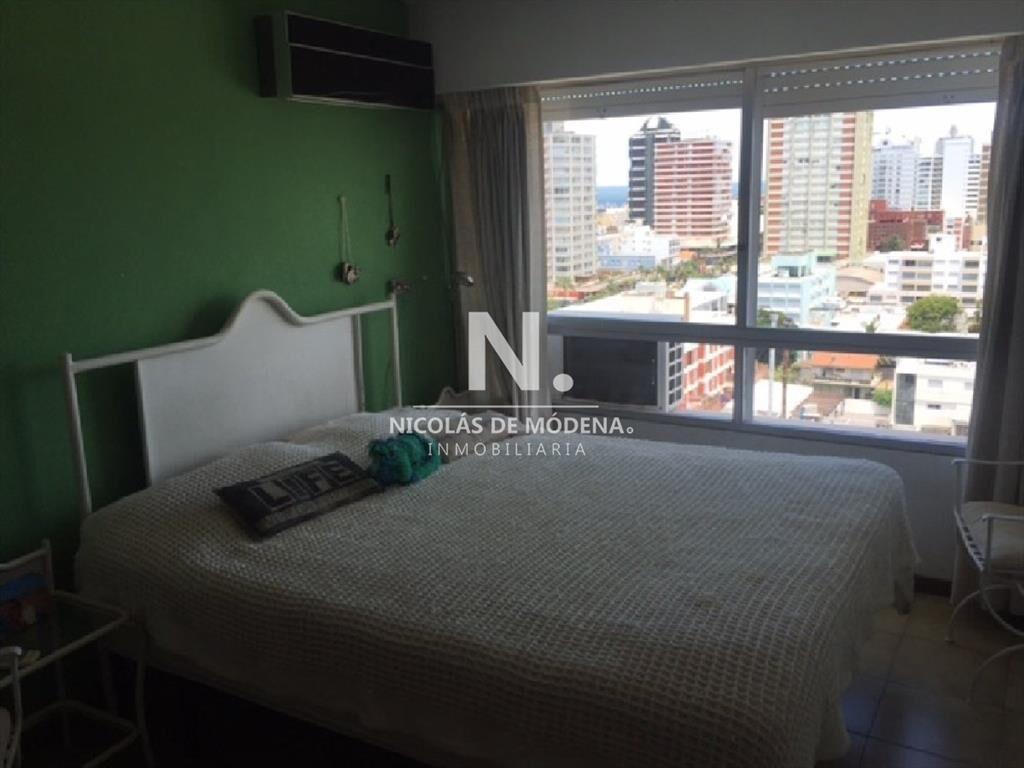 Apartamento en peninsula de 1 dormitorio con a la