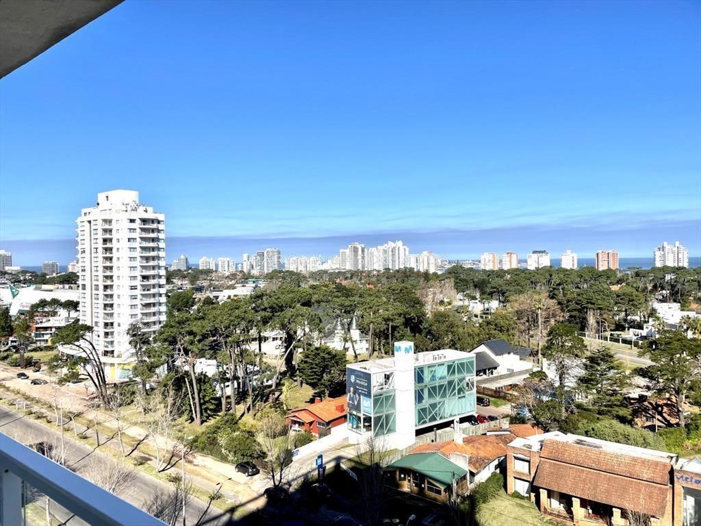 Apartamento en venta en torre Yoo, Punta del Este.