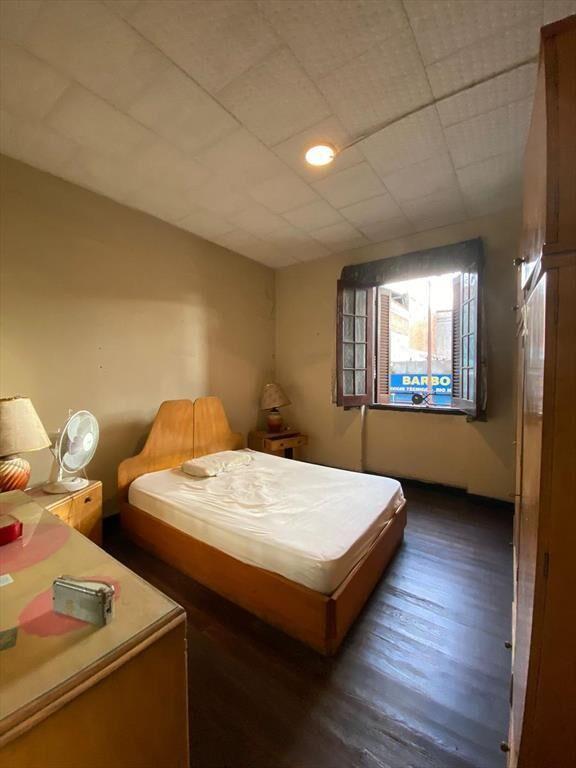 Venta apartamento de 4 dormitorios y 2 locales comerciales