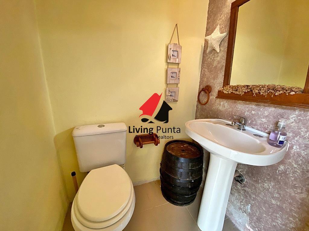 Casa en venta y alquiler con piscina