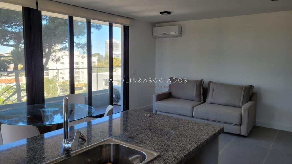 Apartamento de 1 dormitorio en venta en Torre View, Punta d