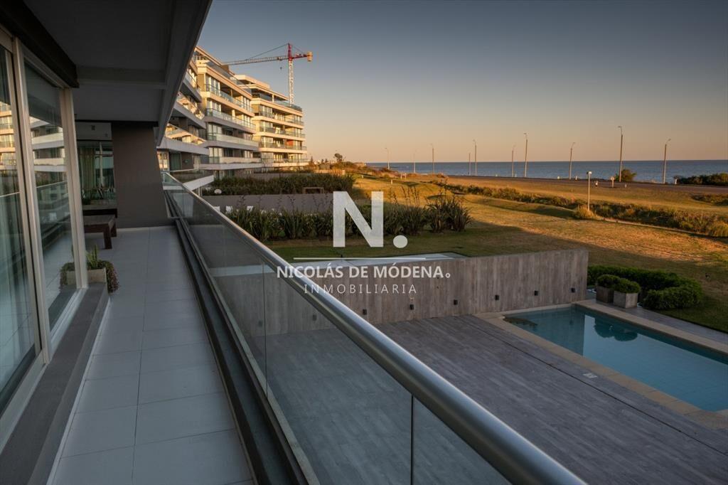 Apartamento en alquiler, 3 dormitorios, Playa Brava, Punta
