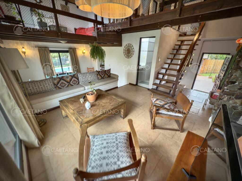 Casa en La Rinconada Punta Ballena a metros del mar