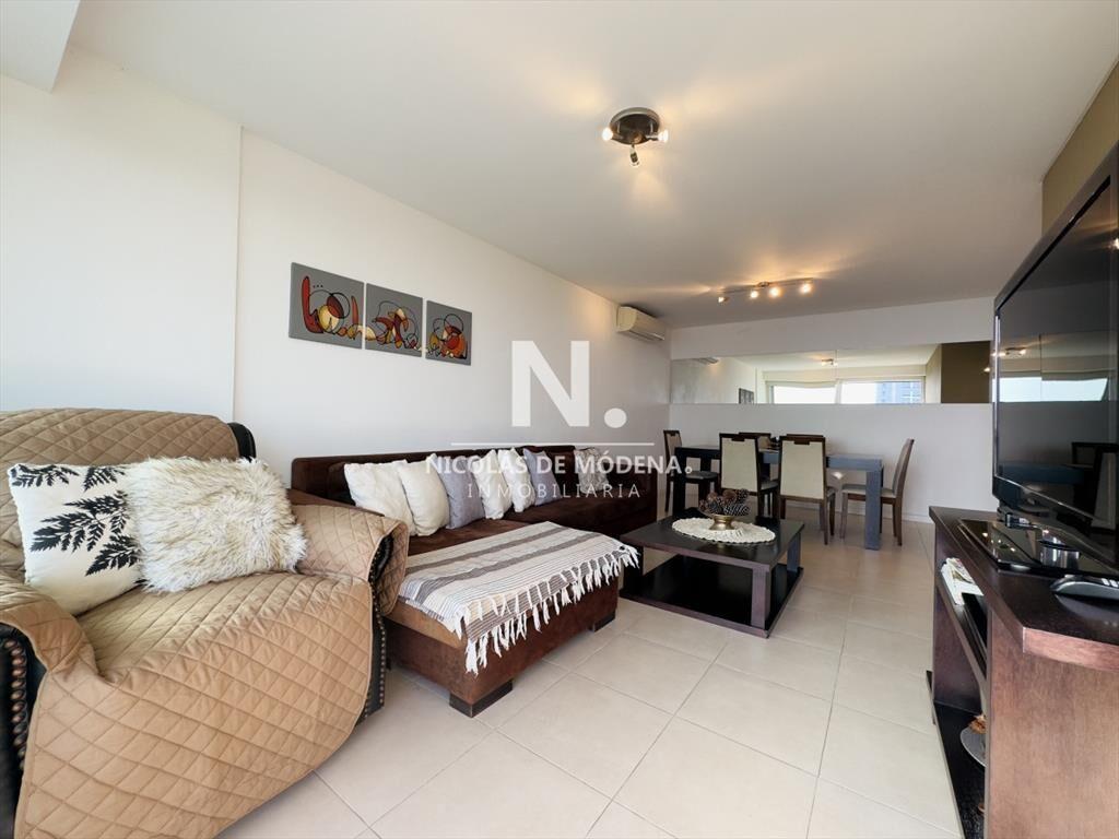 Venta y alquiler de apartamento de 3 dormitorios