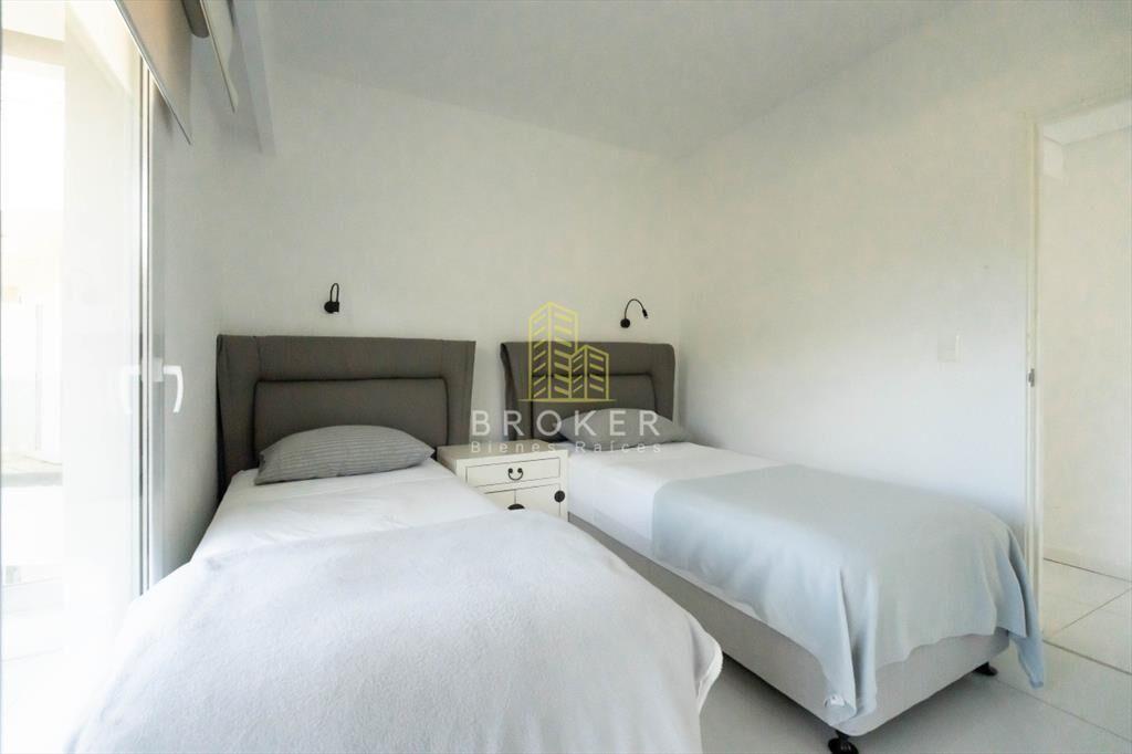 Apartamento en Venta 3 dormitorios con Vista al