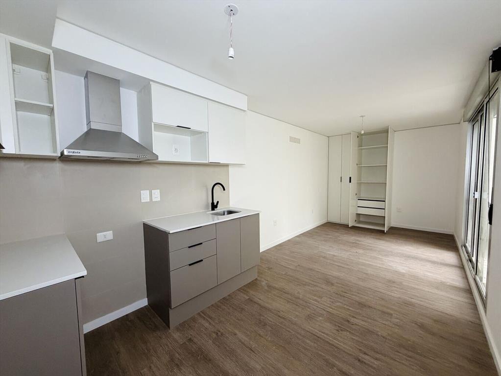 Venta apartamento monoambiente con terraza en palermo a est