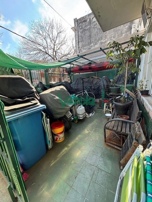Venta de Casa de dos dormitorios con cochera y patio en Jac