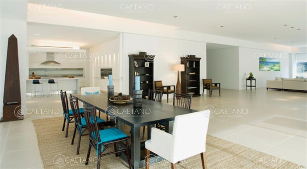 Acqua Punta del Este Apartamento en Venta con Pileta propia