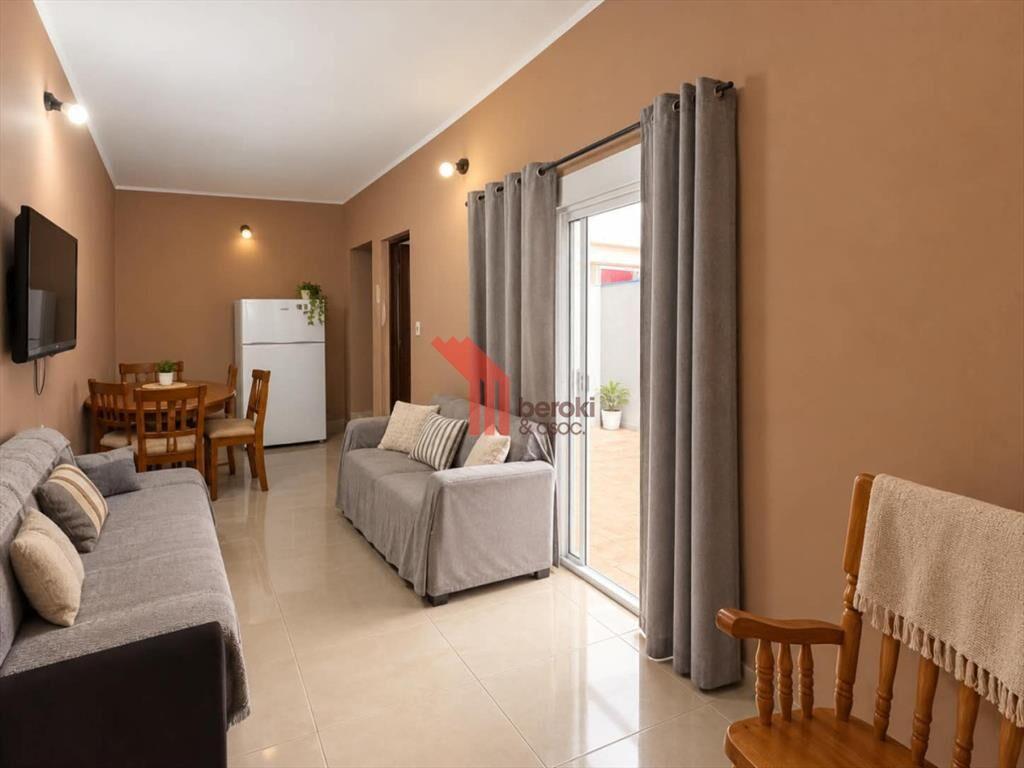 Venta 4 apartamentos y garajes con renta, Brazo Oriental