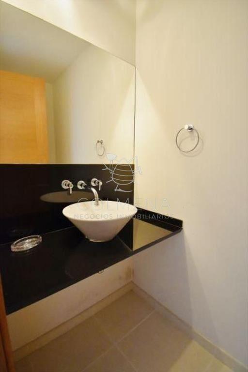 Apartamento en venta Playa Mansa 3 dormitorios