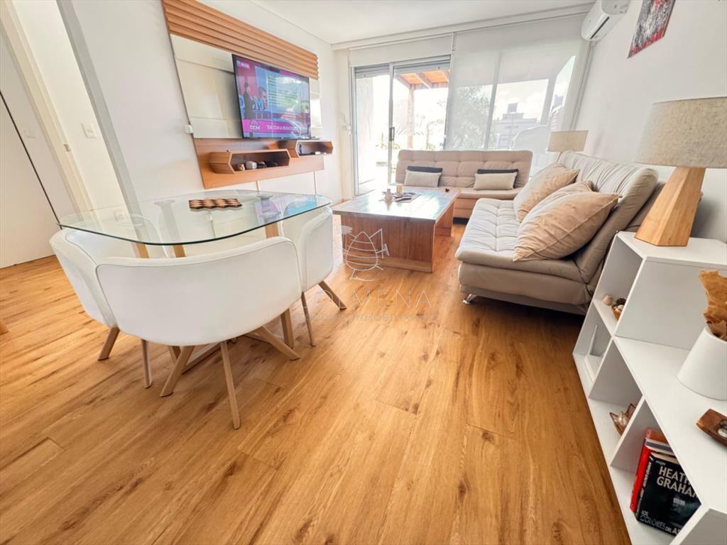 APARTAMENTO EN PLENA PENINSULA CUENTA CON TERRAZA