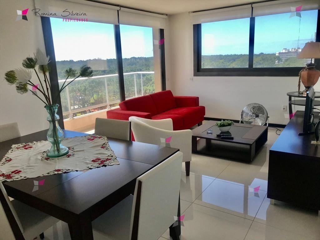 VENTA DE APARTAMENTO DE 2 DORMITORIOS EN EDIFICIO