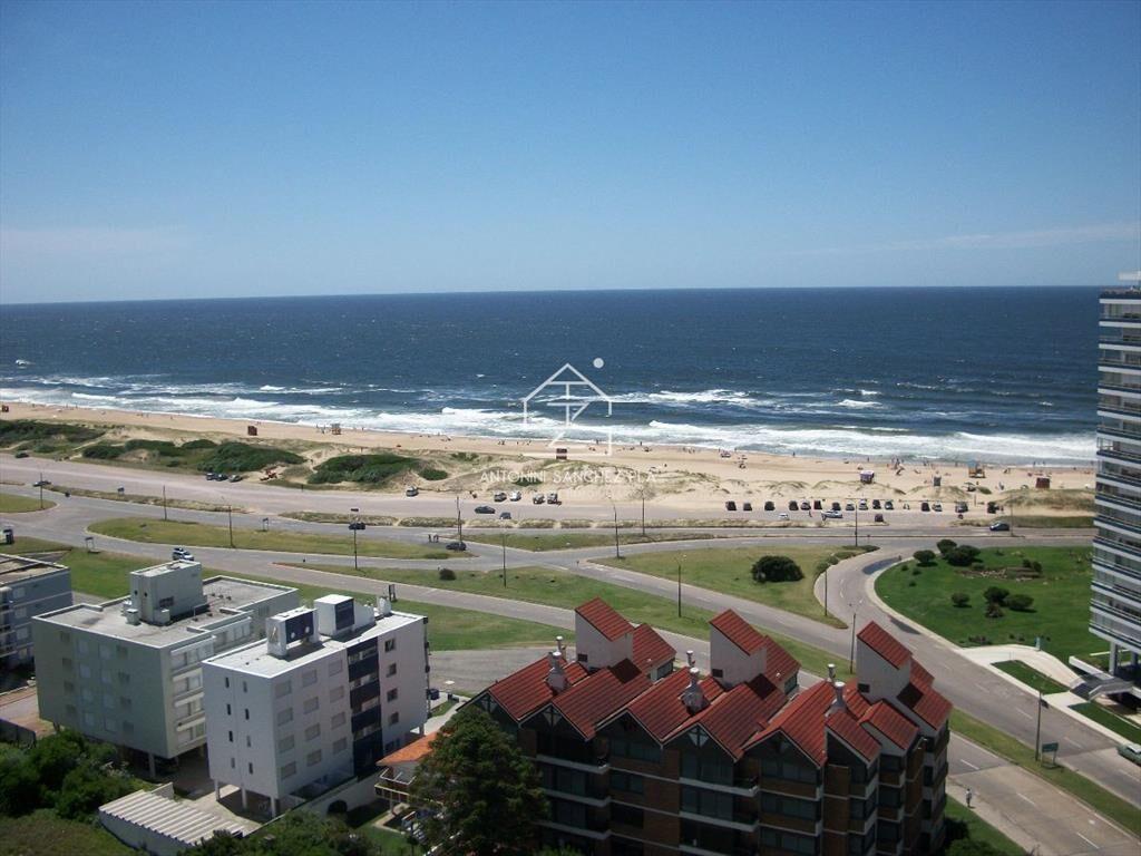 Apartamento - Playa Brava Parada 3