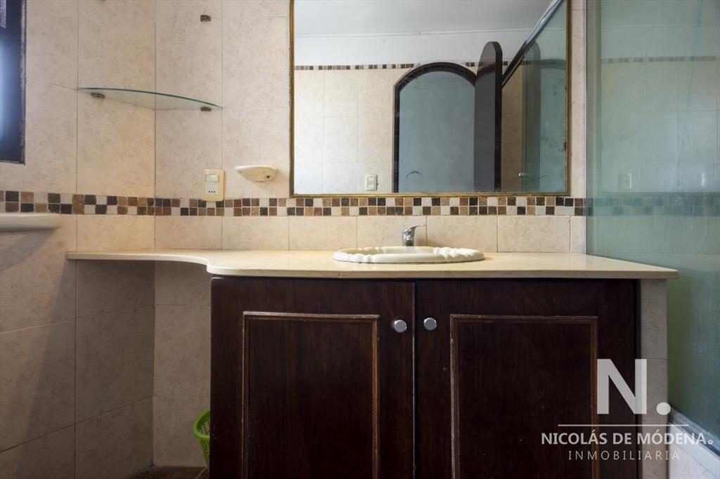 VENTA APARTAMENTO 3 DORMITORIOS Y DEPENDENCIA PENINSULA